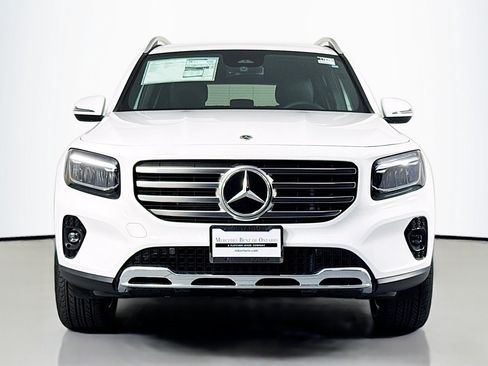 New 2026 Mercedes-Benz GLB 250 image 2