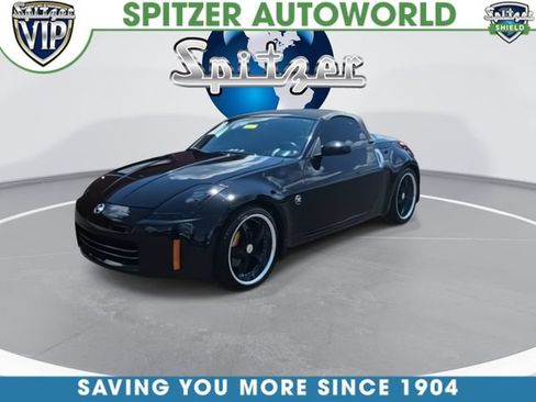 Used 2006 Nissan 350Z Grand Touring RWD image 8