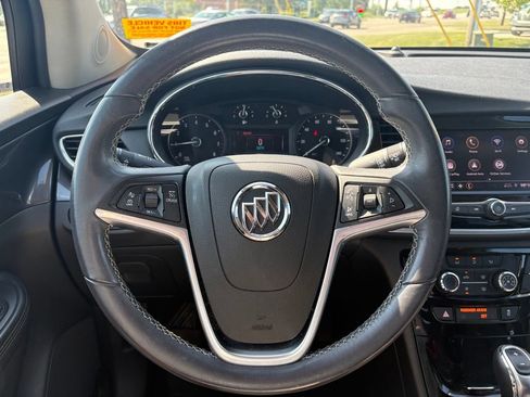 Used 2022 Buick Encore Preferred w/ Safety Package II AWD/4WD image 9
