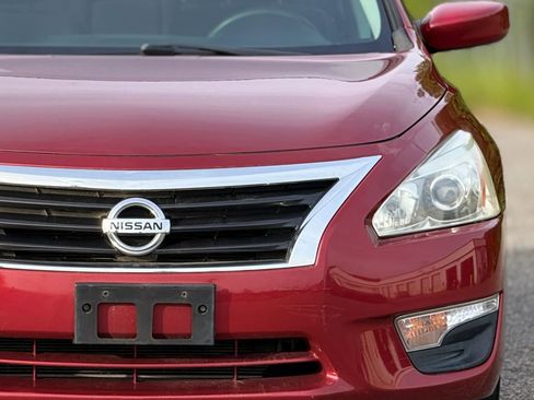 Used 2014 Nissan Altima 2.5 S FWD image 12