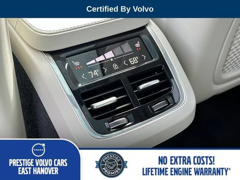 Certified 2025 Volvo XC90 B5 Plus AWD/4WD image 13
