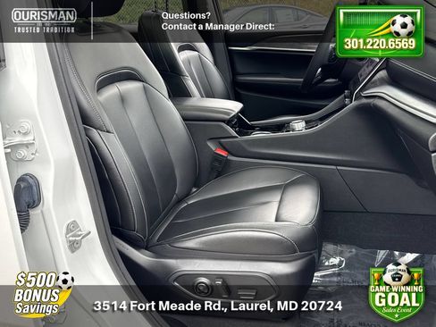 Used 2023 Jeep Grand Cherokee Limited AWD/4WD image 21