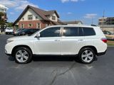 Used 2013 Toyota Highlander Limited image 4