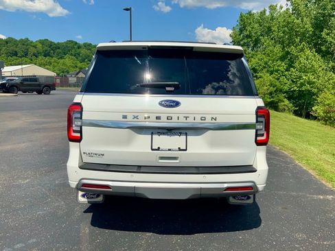 Used 2023 Ford Expedition Platinum AWD/4WD image 14