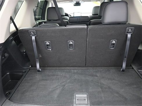 Used 2025 Honda Pilot Touring image 25