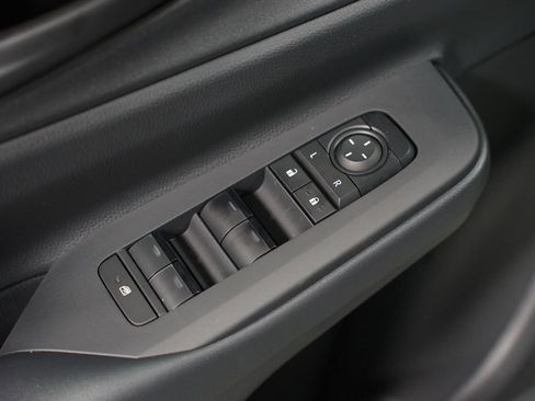 New 2026 Toyota Prius Plug-In Hybrid FWD image 30