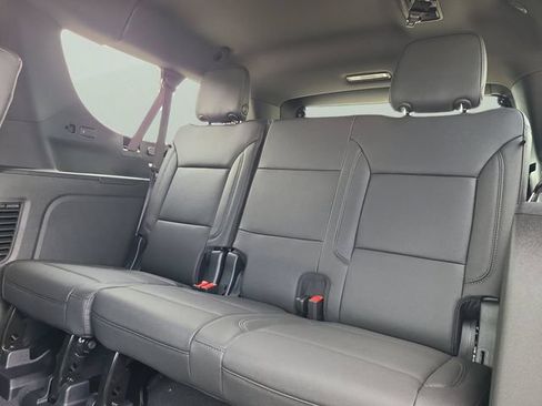 New 2026 Chevrolet Suburban LT w/ Comfort Package RWD image 16