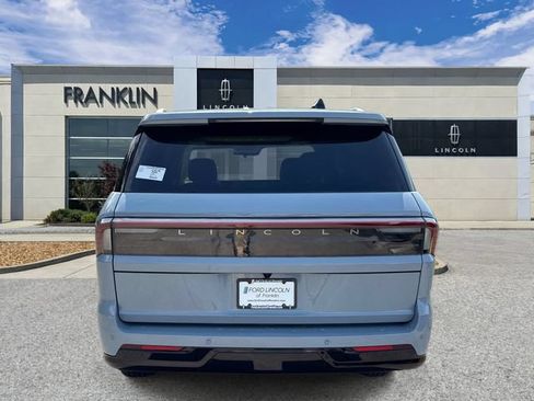 New 2026 Lincoln Navigator Reserve AWD/4WD image 6