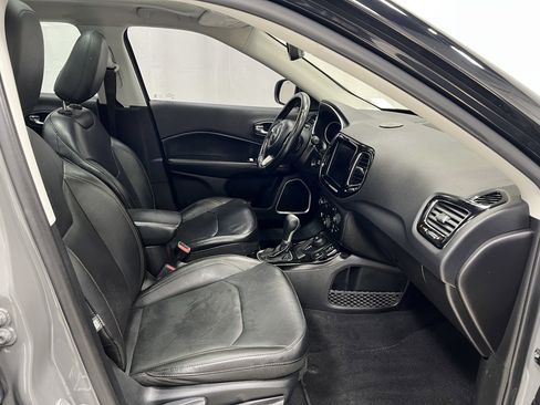 Used 2019 Jeep Compass Limited w/ Safety & Security Group AWD/4WD image 31