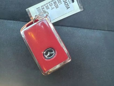 Used 2021 MAZDA CX-5 Touring image 33