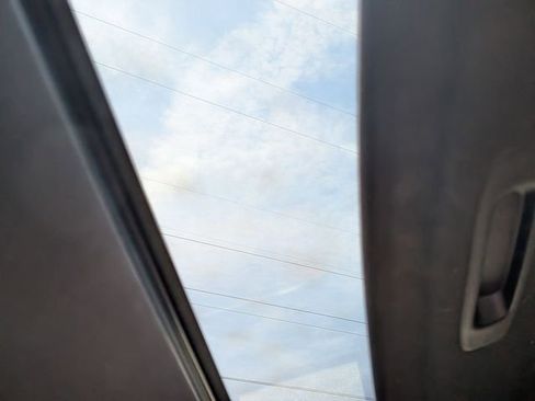 Used 2016 Lexus RC 200t image 25