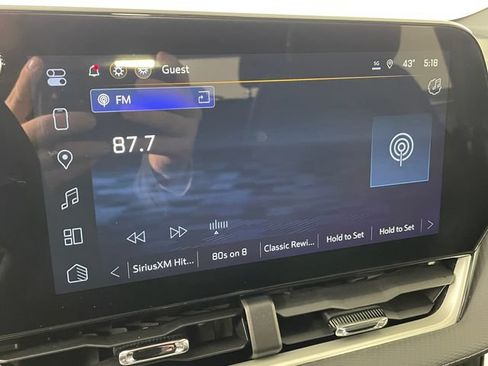 Used 2026 Chevrolet Equinox LT FWD image 7