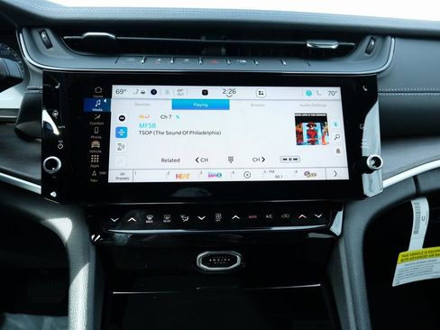 New 2026 Jeep Grand Cherokee Laredo image 18