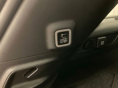 Used 2022 Jeep Grand Cherokee Summit image 25