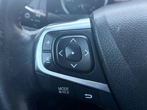 Used 2015 Toyota Camry SE FWD image 20