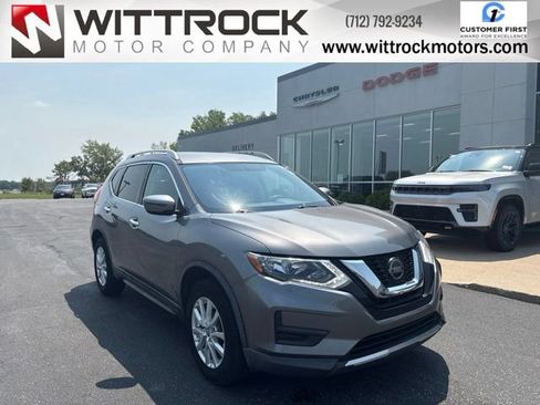 Used 2018 Nissan Rogue SV AWD/4WD image 1