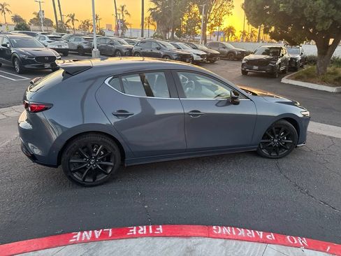 Used 2021 MAZDA MAZDA3 Hatchback w/Premium Plus Pkg AWD/4WD image 26