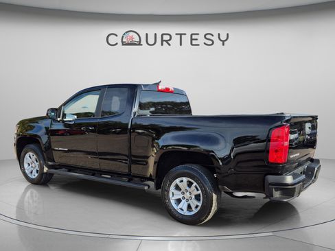 Used 2021 Chevrolet Colorado LT w/ Fleet Safety Package RWD image 3