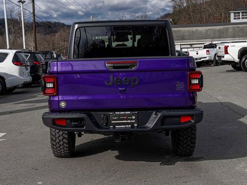 New 2026 Jeep Gladiator Sport image 5