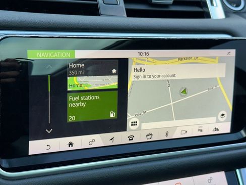 Used 2020 Land Rover Range Rover Sport HSE image 25