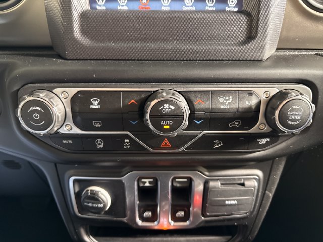 Used 2021 Jeep Wrangler Sport AWD/4WD image 31