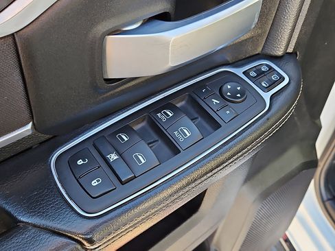 Used 2024 RAM 2500 Big Horn image 12