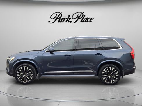 Used 2026 Volvo XC90 B6 Plus w/ Protection Package Premier AWD/4WD image 2