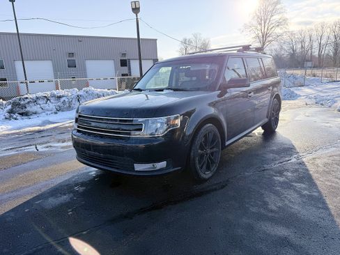 Used 2019 Ford Flex SEL w/ Equipment Group 202A image 5