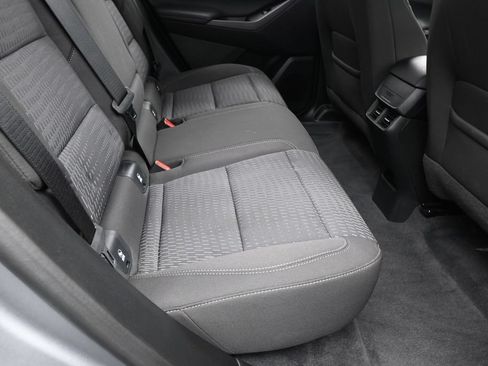 Used 2026 Chevrolet Equinox LT FWD image 36