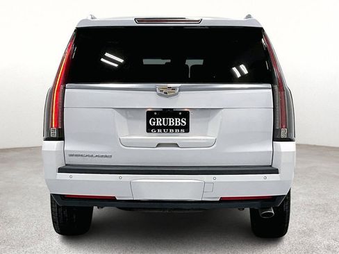 Used 2020 Cadillac Escalade Platinum image 4