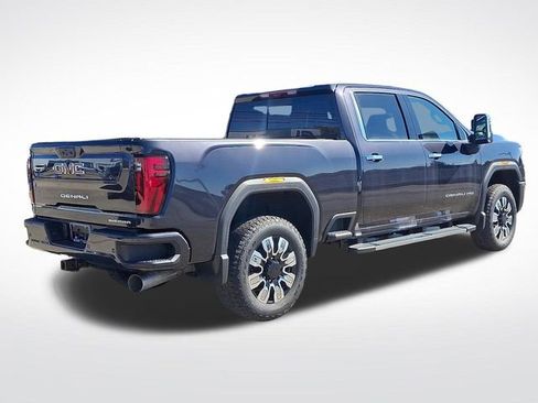 New 2025 GMC Sierra 2500 Denali w/ Denali Reserve Package image 7