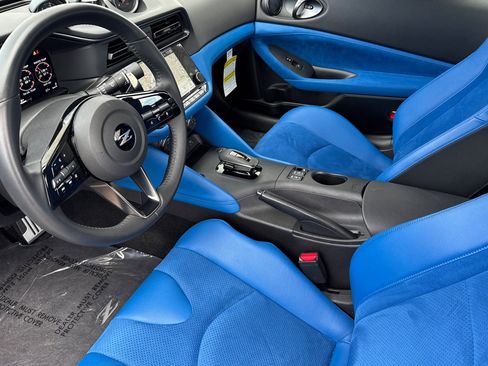 New 2024 Nissan Z Performance w/ Floor Mat Package image 10