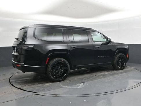 New 2026 Jeep Grand Wagoneer Limited AWD/4WD image 3