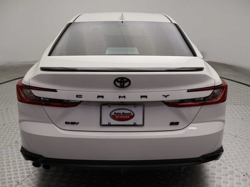 Used 2026 Toyota Camry SE w/ Convenience Package FWD image 10
