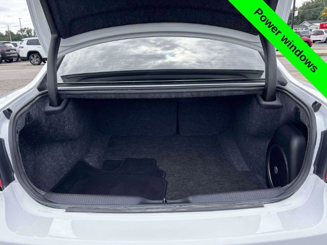 Used 2023 Dodge Charger SXT AWD/4WD image 37