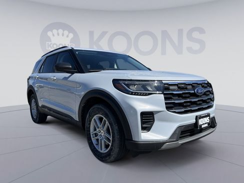 New 2026 Ford Explorer Active image 10