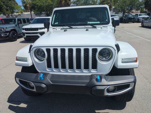 Used 2023 Jeep Wrangler Unlimited Sahara w/ Cold Weather Group AWD/4WD image 4