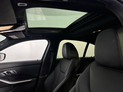 Used 2023 BMW M340i image 22