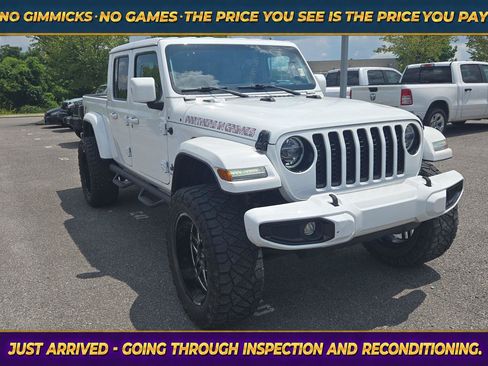 Used 2022 Jeep Gladiator Overland AWD/4WD image 1