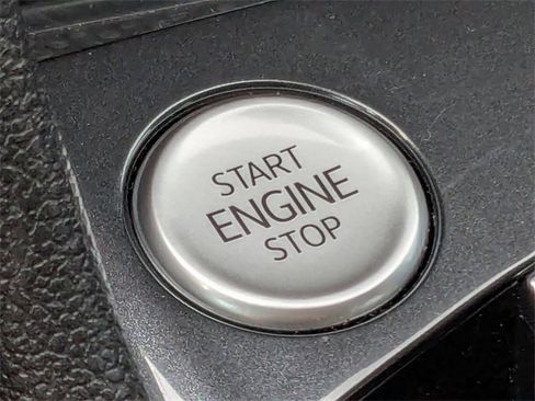 Certified 2024 Volkswagen Tiguan SE R-Line image 37