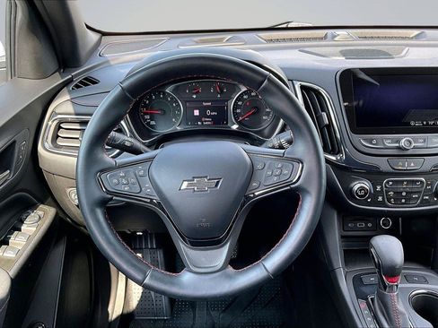 Used 2023 Chevrolet Equinox RS w/ RS Leather Package AWD/4WD image 6