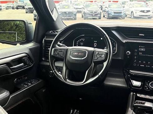 Used 2023 GMC Sierra 1500 AT4 w/ AT4 Premium Package AWD/4WD image 45