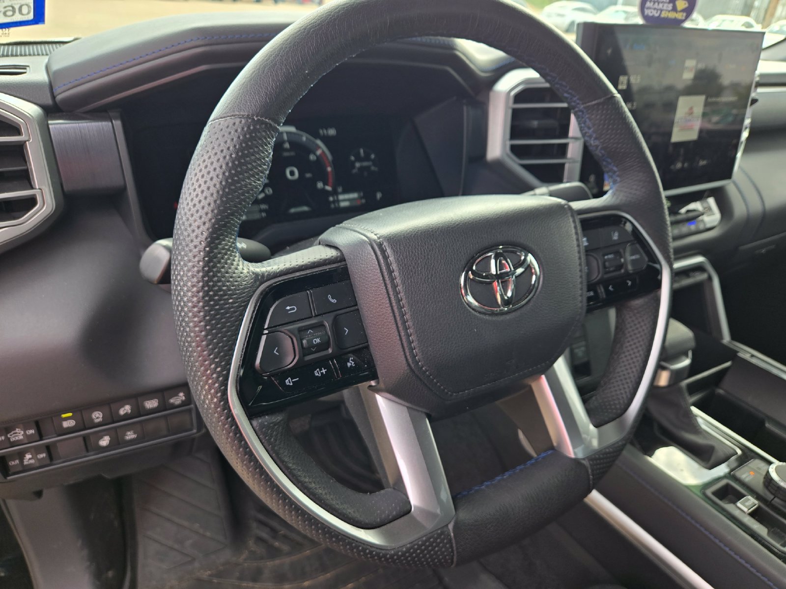 Used 2025 Toyota Tundra Platinum AWD/4WD image 10