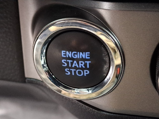 Used 2023 Toyota Tacoma SR5 AWD/4WD image 23