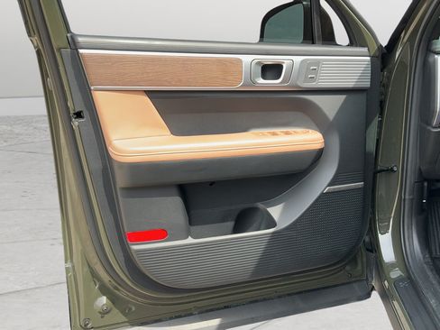 Used 2025 Hyundai Santa Fe Limited FWD image 18