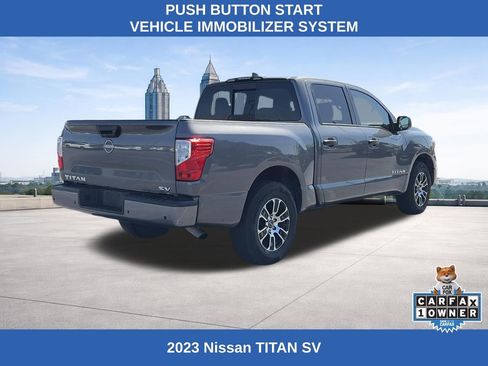 Used 2023 Nissan Titan SV image 4
