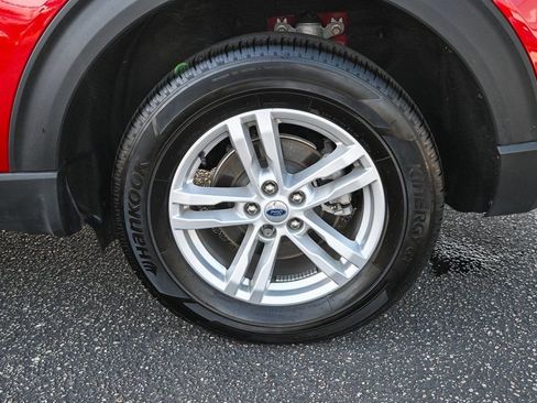 Certified 2023 Ford Explorer XLT w/ Equipment Group 202A image 13