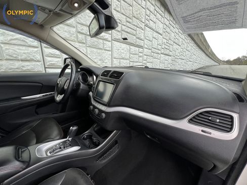 Used 2019 Dodge Journey GT image 21