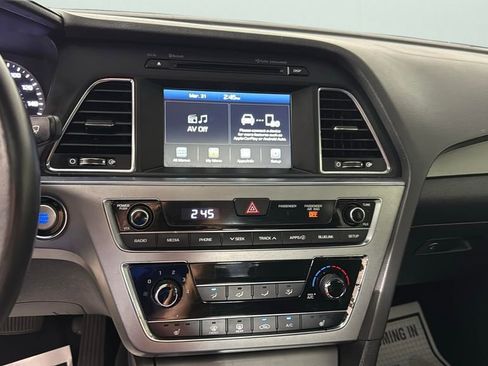 Used 2017 Hyundai Sonata Sport w/ Value Edition Package 02 image 20