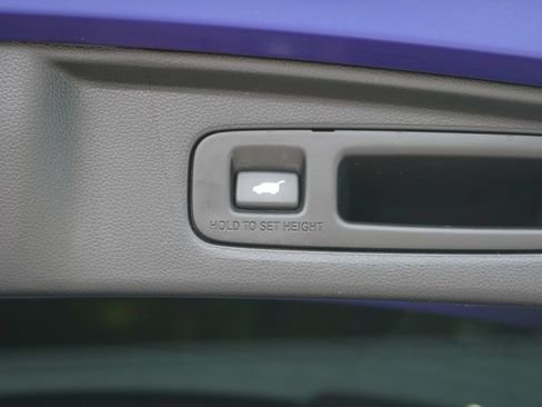Used 2025 Honda CR-V Sport Touring image 10